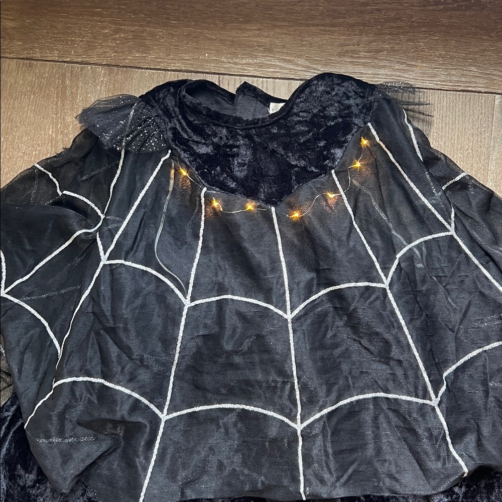 NWOT Pottery Barn Kids Black Spider Queen Costume - Picture 12 of 16
